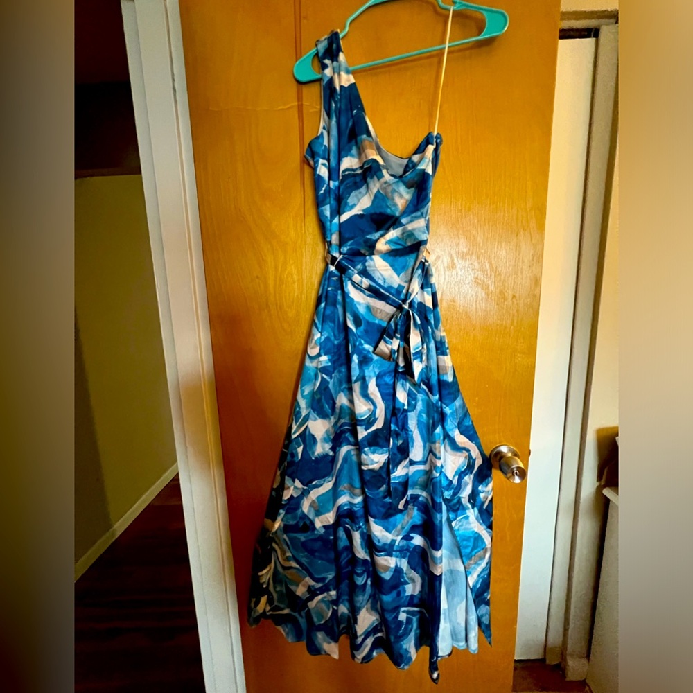 Off-Shoulder Blue Maxi Dress with Slit